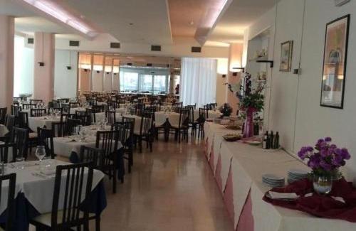 Hotel Riviera Nuova Gestione Cattolica Zewnętrze zdjęcie