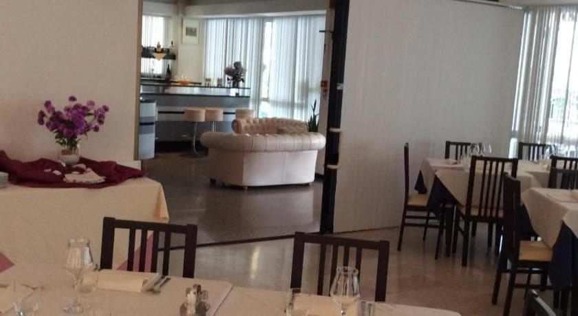 Hotel Riviera Nuova Gestione Cattolica Zewnętrze zdjęcie
